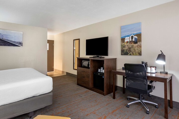 Room 26 of 34