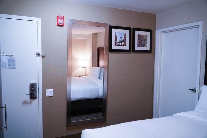 Room 39 of 43