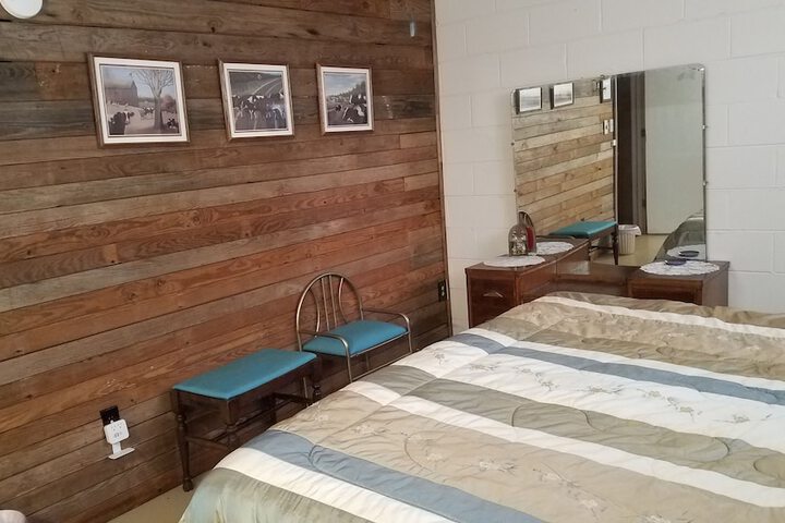 Room 14 of 22