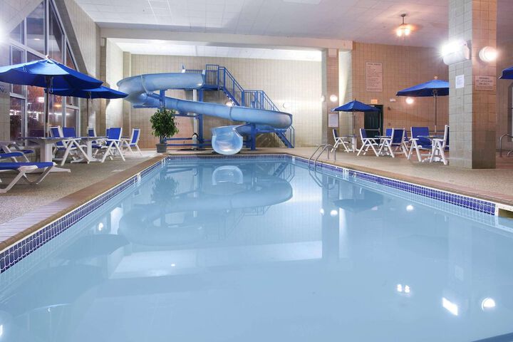 Country Inn & Suites by Radisson Rapid City, SD