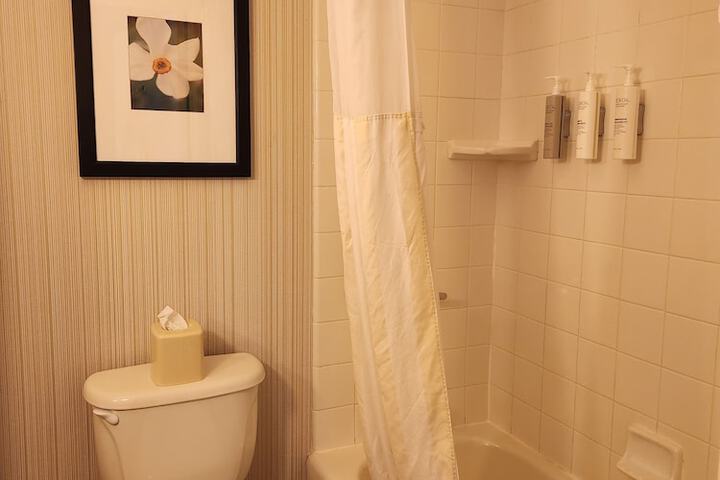 Room 20 of 53