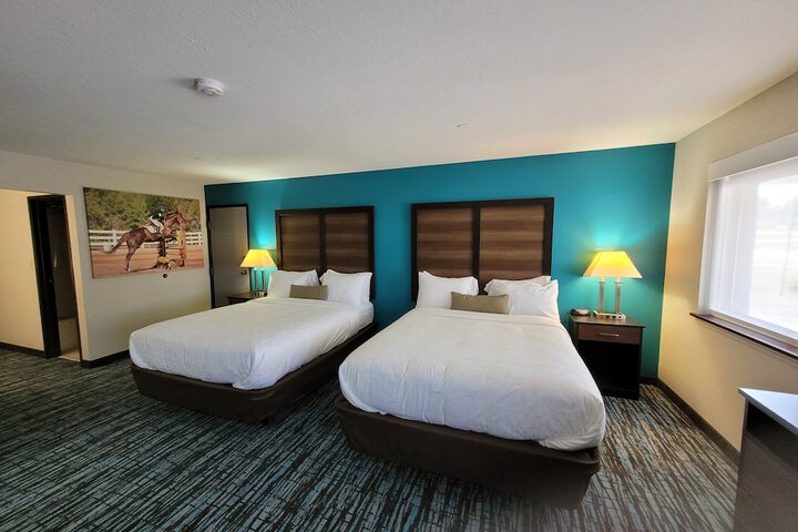 Clarion Pointe Harrodsburg-Danville