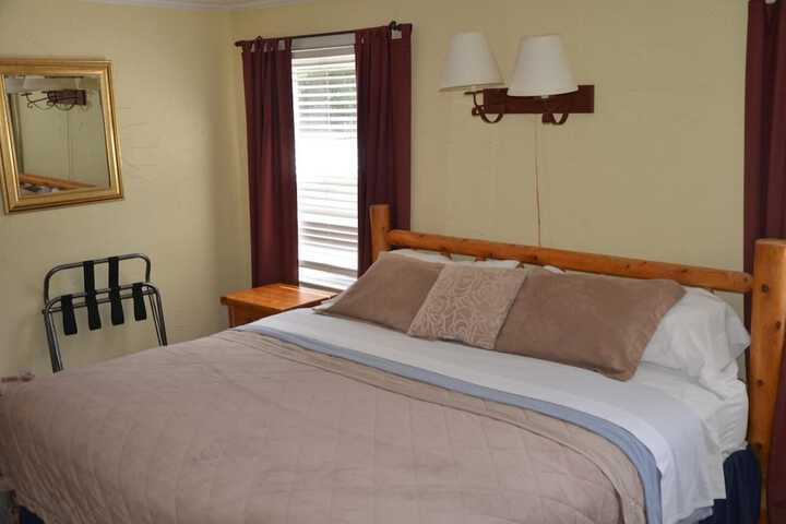 Room 43 of 67