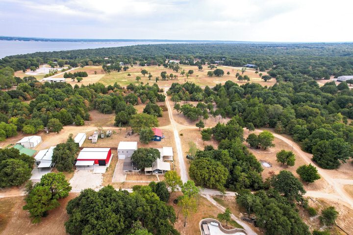 Kingston Cabin Rental: Walk to Lake Texoma Beaches