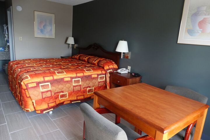 Room 20 of 20