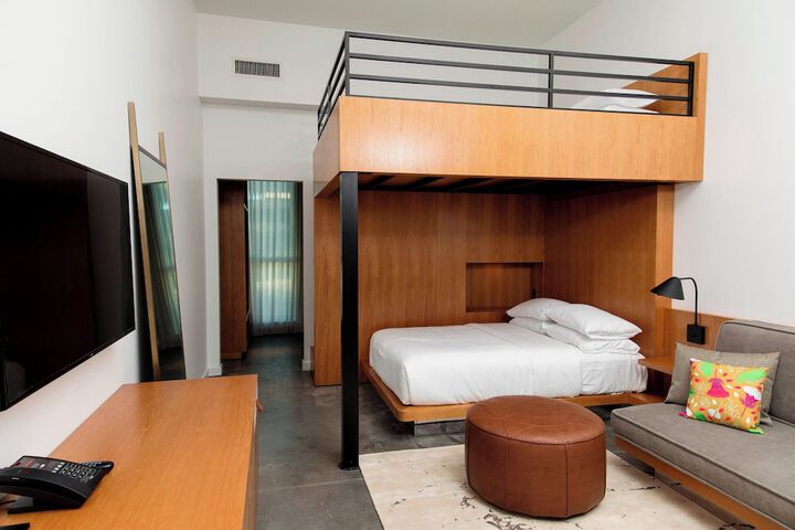The Sarasota Modern a Tribute Portfolio Hotel