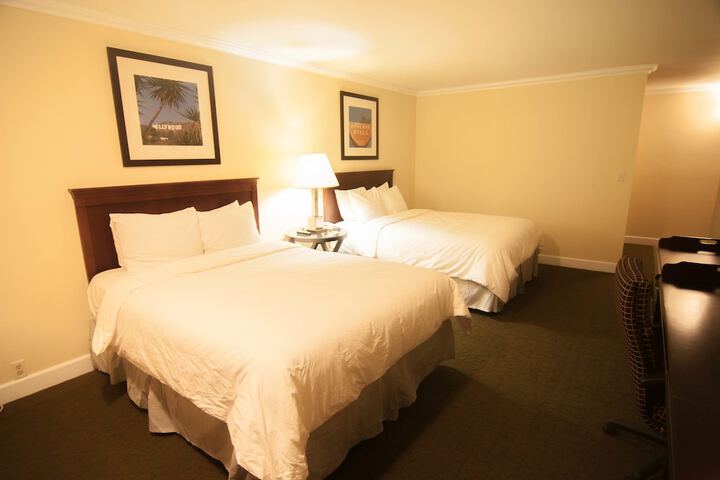 Room 17 of 25