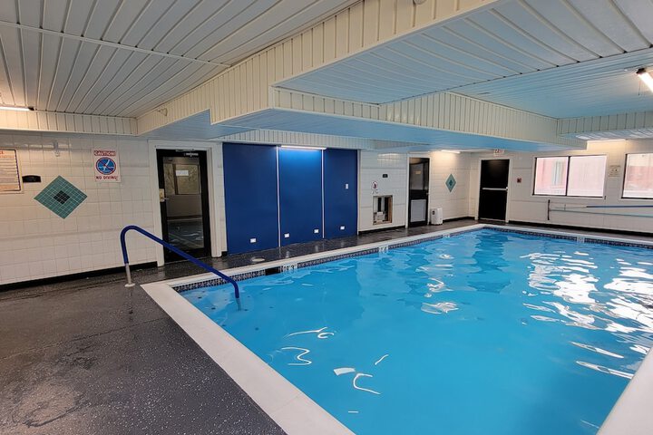 Pool 5 of 24