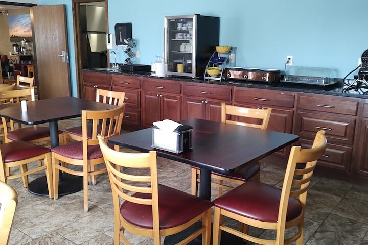 Breakfast/Coffee Service 43 of 46