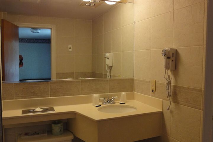 Hyannis Travel Inn