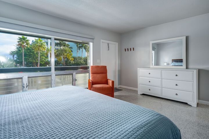 Room 33 of 89