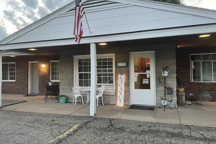 Aldeco Motel