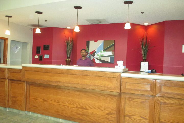 Salina Ambassador Hotel and Conference Center