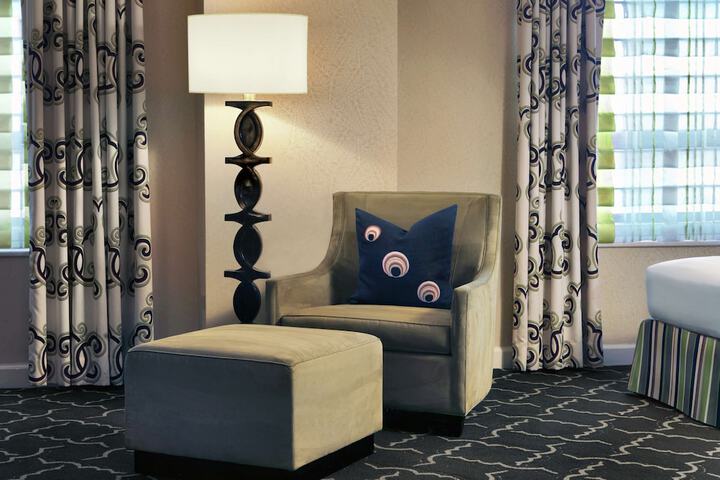 Room 37 of 87