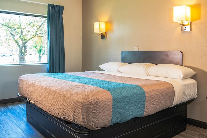 Motel 6 Caseyville IL - Caseyville Il