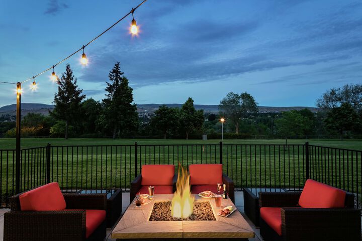 Terrace/Patio 61 of 64