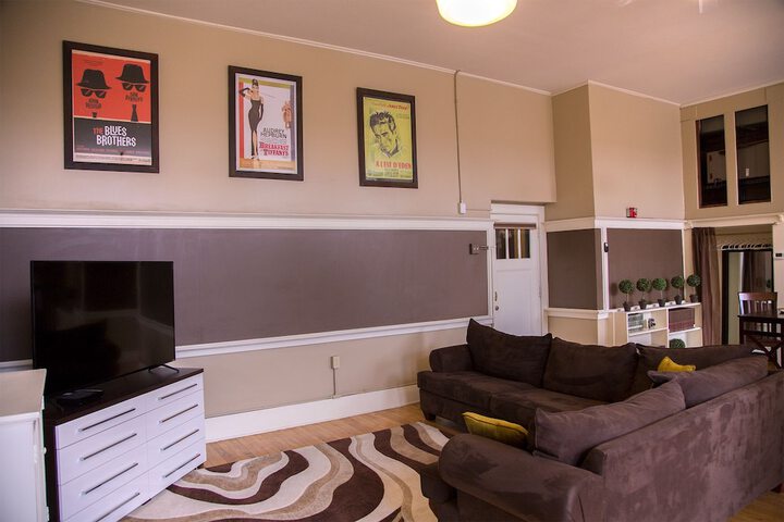 Room 157 of 185