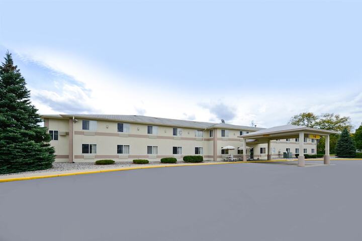 Hotel 3 of 28