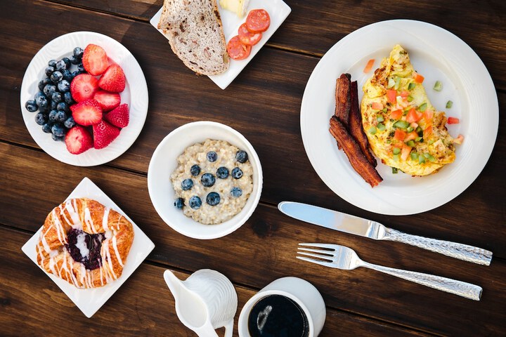 Breakfast/Coffee Service 37 of 46