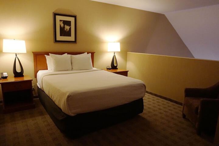 Room 14 of 97