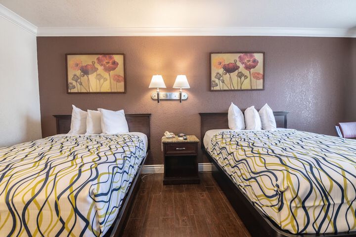Room 16 of 31