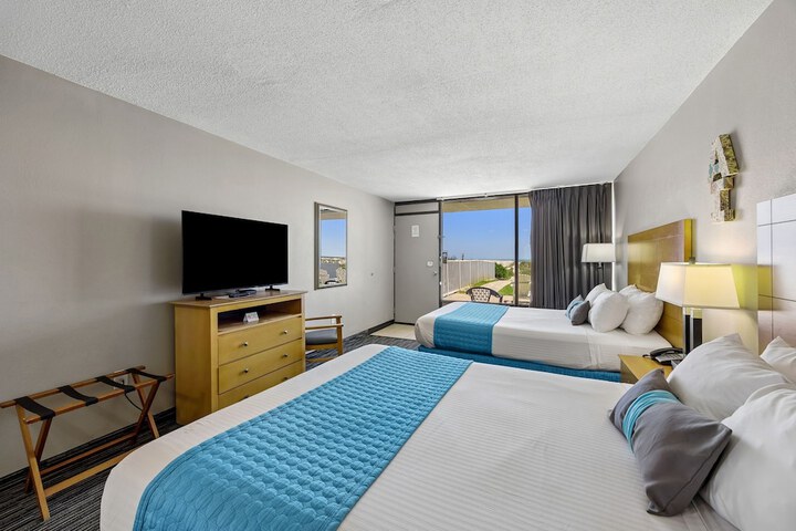 Beachside Motel