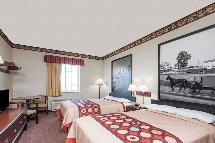 Room 9 of 14