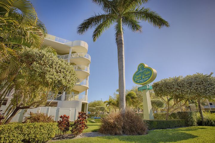 Crystal Palms Beach Resort