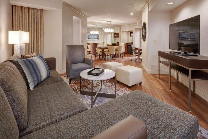 Room 21 of 64