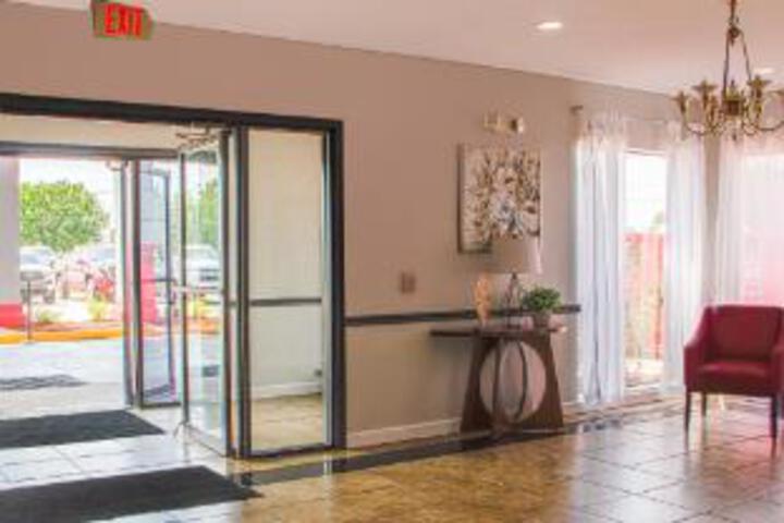 OYO Townhouse Donaldsonville - Gonzale