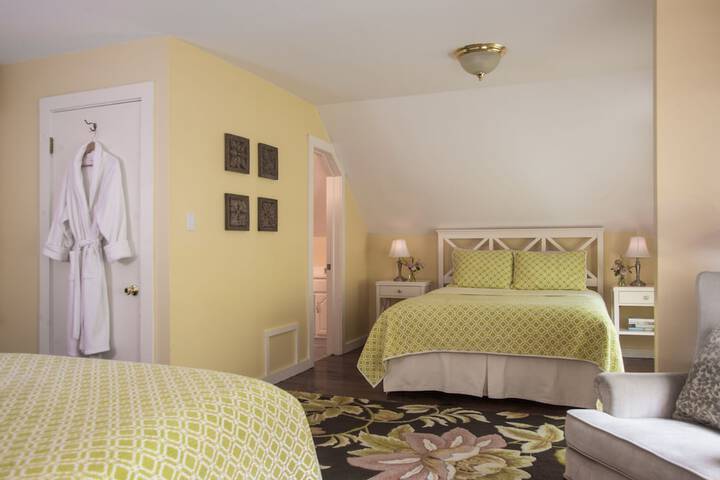Room 64 of 135