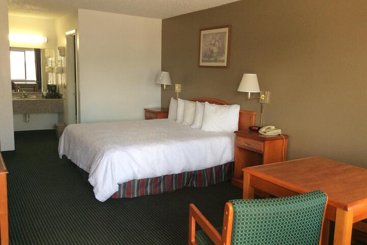 Room 19 of 47