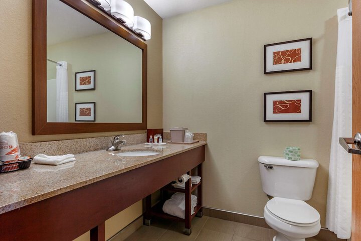 Room 21 of 36