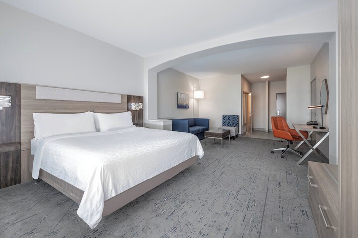 Room 22 of 45
