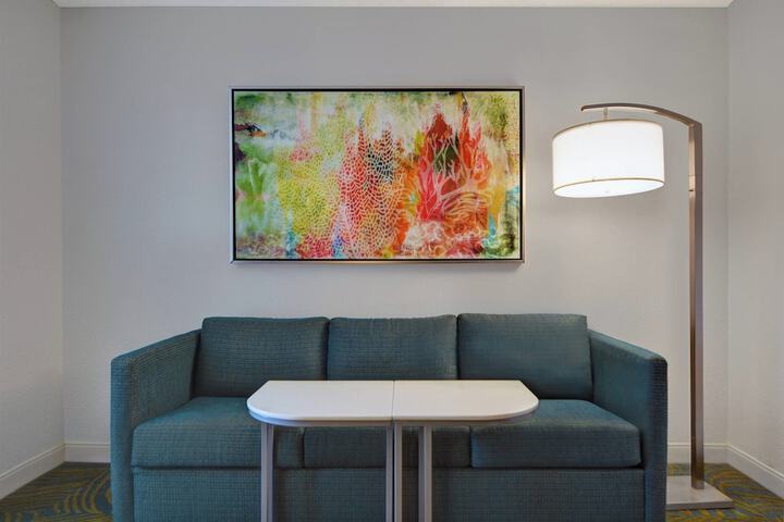 Room 26 of 29