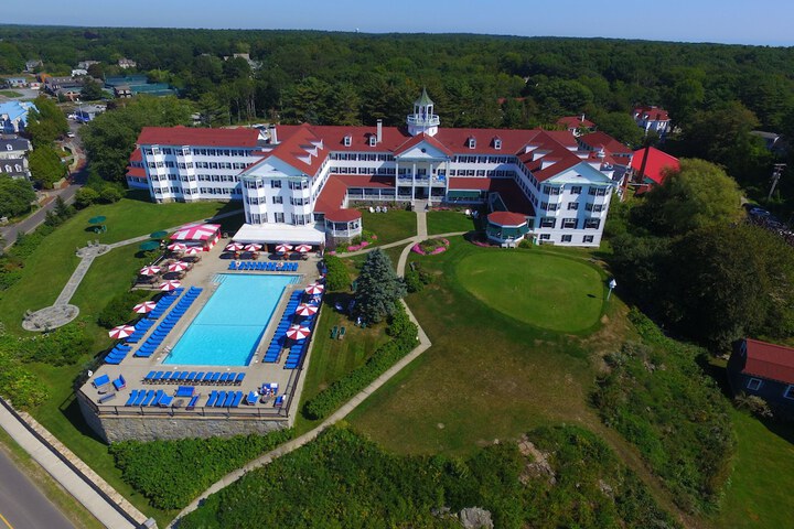 The Colony Hotel