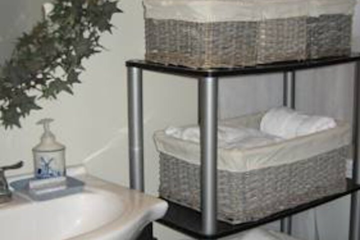 B & B Rocky Waters