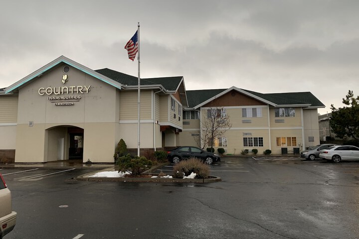 Hotel 2 of 70
