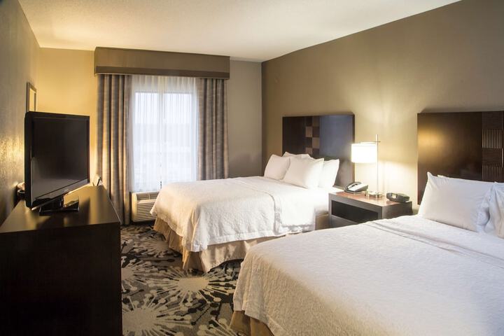 Hampton Inn Oxford / Conference Center