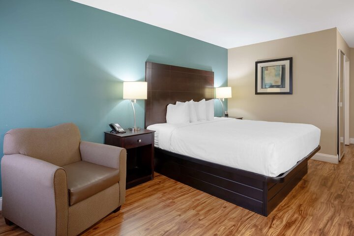 Best Western Plus Lonoke Hotel