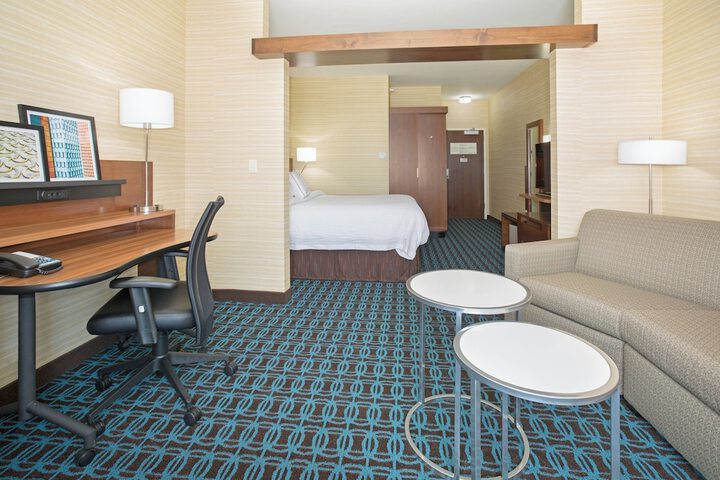 Room 14 of 30
