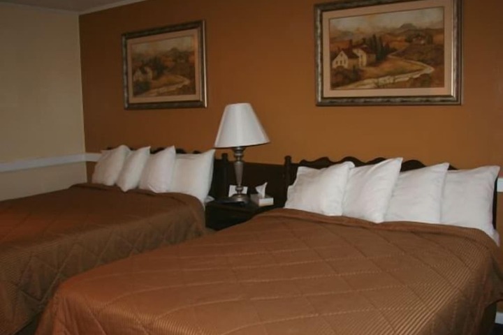 Cherry Lane Motor Inn