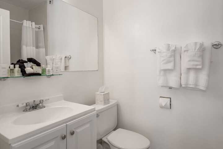 Room 15 of 37