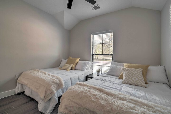 Well-appointed Montgomery Home w / Fenced Yard