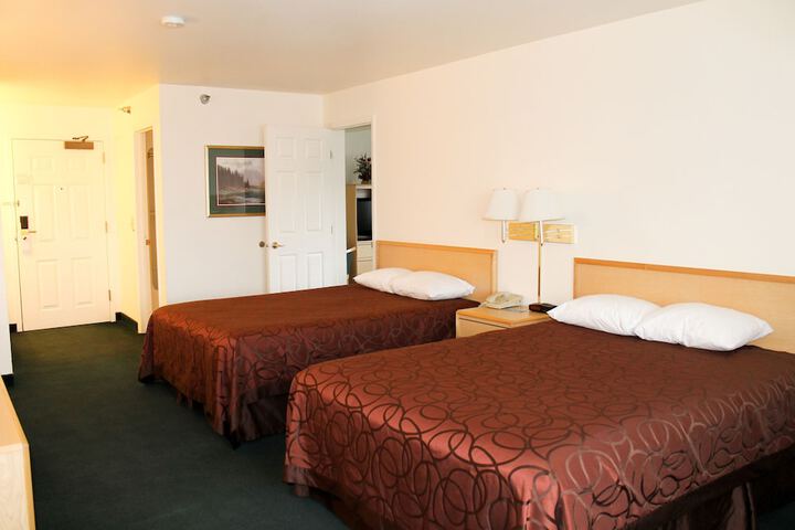 Room 30 of 73