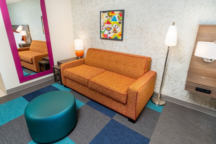 Home2 Suites by Hilton Bakersfield