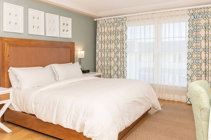 Room 44 of 110