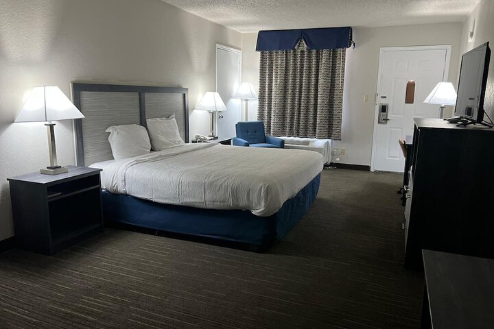 Room 20 of 39