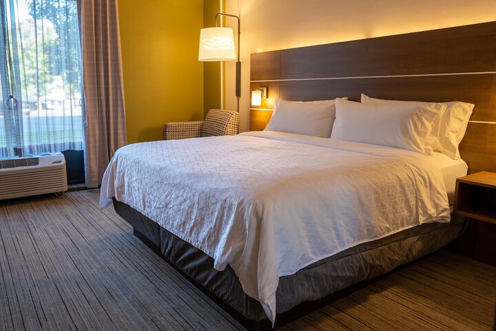 Room 40 of 96