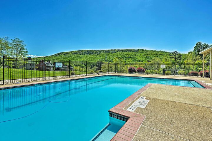 Hike Bike & Swim: Mountain Escape w / Deck
